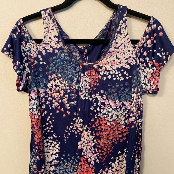 Women’s Lucky Brand Top - Picture 1 of 5